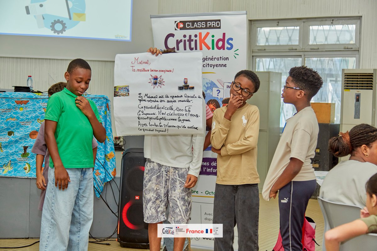 ClassPro_237's tweet photo. Une autre journée passionnante àau Lycée Français Dominique Savio.

#CritiKids2026 #ClassPro #STAFE2026 #EMI #Douala #Bonaberi #factchecking #EMI https://t.co/UoSMF9iQ9I