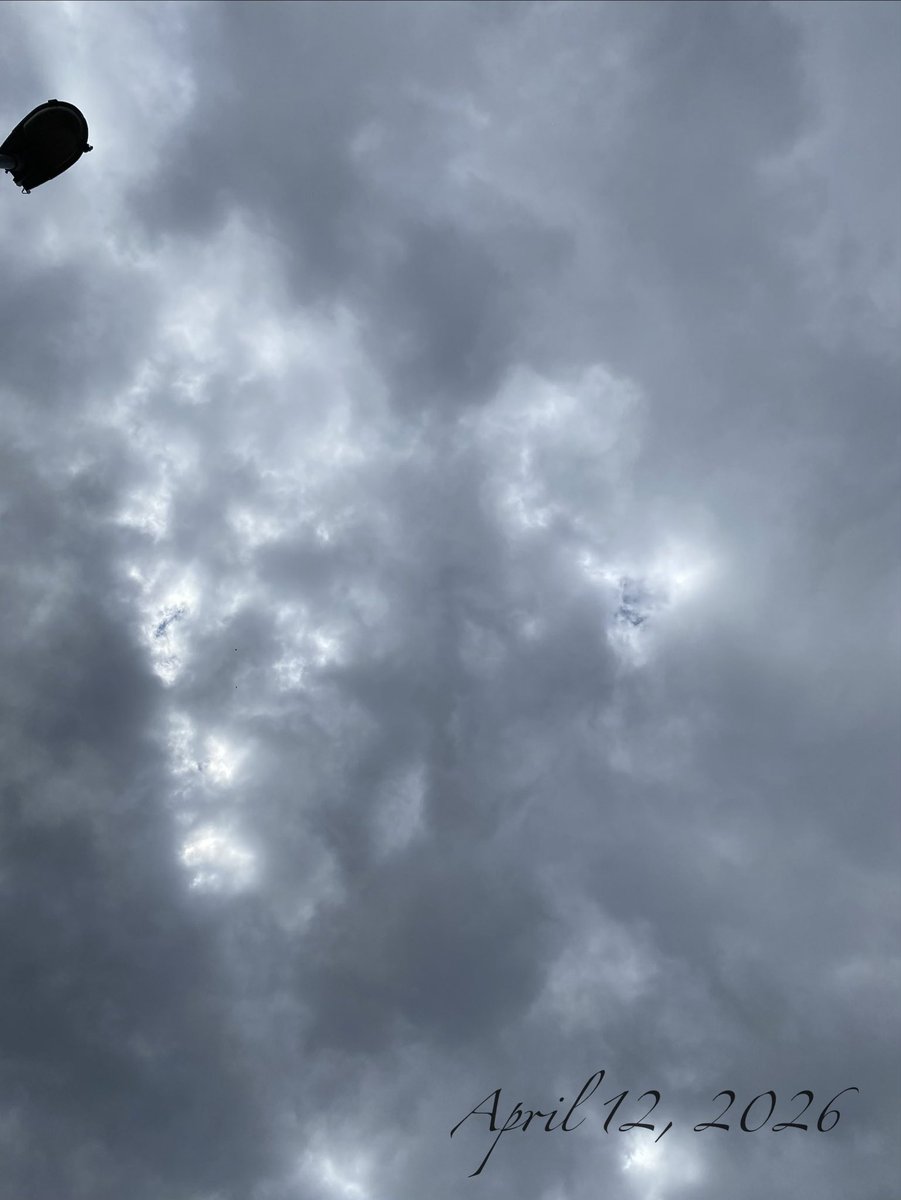 SkyArchive19's tweet photo. Cloud Drama

📸
Before / After ✏️ https://t.co/wNdtvF1JU8