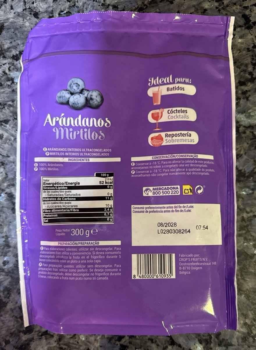 fixovalle's tweet photo. Mercadona @Mercadona, por favor, estoy interesado en investigar la trazabilidad de vuestros arándanos:

✳️ Producto: Arándanos enteros ultracongelados Hacendado 300 g
✳️ Lote: L0280308264
✳️ Fecha de consumo preferente: 08/2028

Sé que Crop’s, el envasador belga que ha fabricado estos arándanos, declara en su web que el origen es “Marruecos o Polonia”

Sin embargo, es posible que sean arándanos congelados importados de Ucrania y reprocesados en Países Bajos y Bélgica

Estáis obligados legalmente tener la información completa de trazabilidad. ¿Me la podéis proporcionar? Gracias