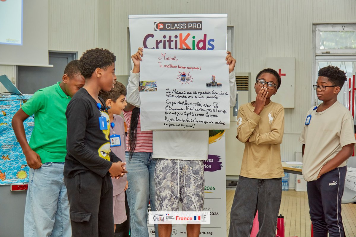 ClassPro_237's tweet photo. Restitution des travaux de groupe. 

#CritiKids2026 #ClassPro #STAFE2026 #EMI #Douala #Bonaberi #factchecking #EMI https://t.co/2XviK8LdvU