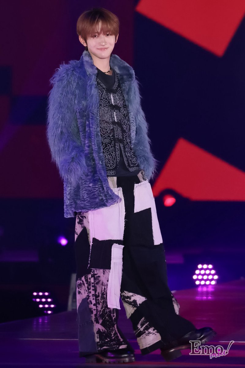 Emo_miu's tweet photo. 💖#ガルアワ 2026A/W💖
【Top of the Hillステージ】イベントレポ📝

#NAOYA(MAZZEL)、クールな表情から一転、魅惑の笑顔で黄色い大歓声が巻き起こる🩷✨✨

▼撮り下ろし写真はこちら📸
🔗https://t.co/T86qCtx44h

#ガルアワ2026AW @GirlsAward
@mazzel_official #MAZZEL #Emomiu https://t.co/ukGVyAoVLH