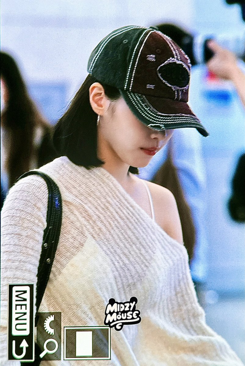 MidzyMouse's tweet photo. 260926 ICN ✈️🐱
 
๑ᵒᯅᵒ๑💕💕💕💕💕

#류진 #RYUJIN #있지 #ITZY 
@ITZYofficial https://t.co/Ml7UEwSR55