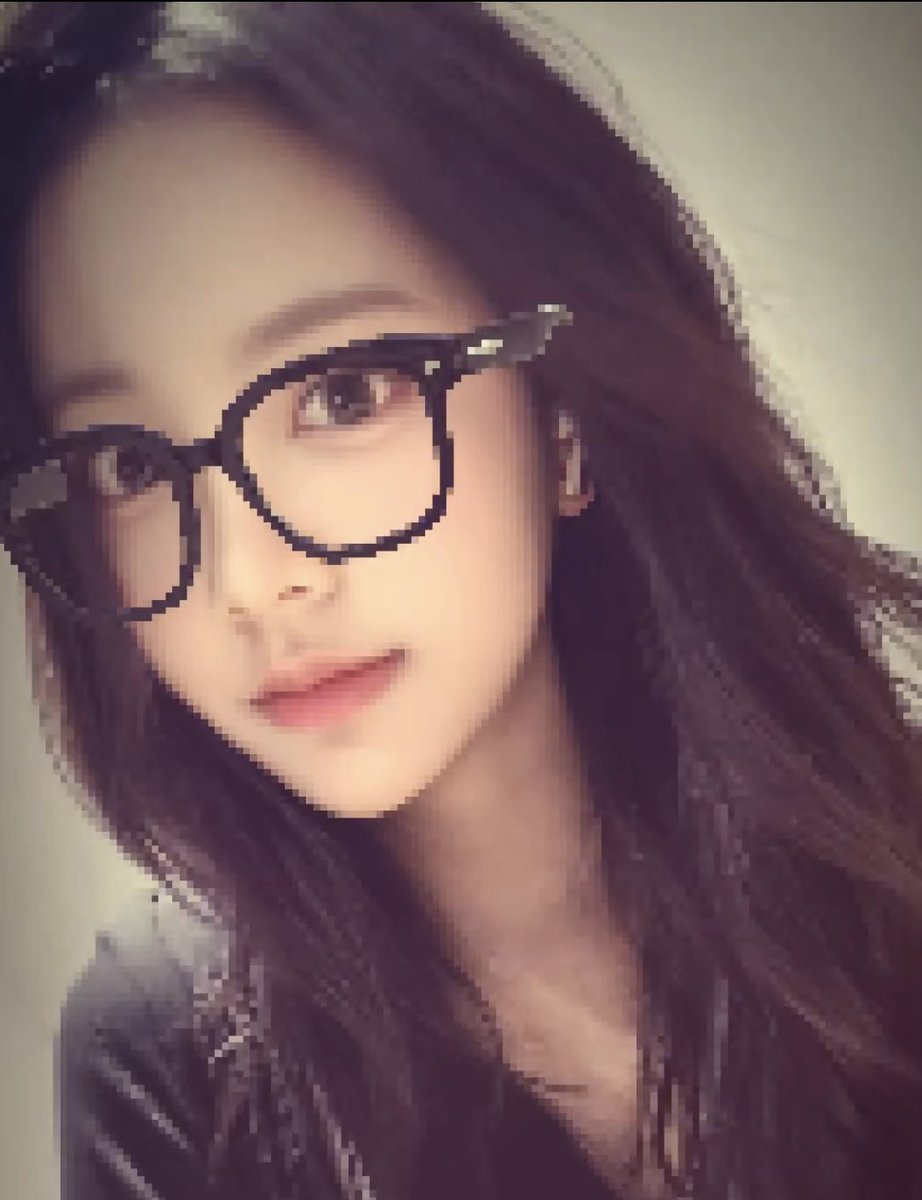 Hearts_Beee's tweet photo. 뭐냐.

픽셀 월드에서도 살아남는 이 말도 안 되는 미모는... https://t.co/goqZrMO5iv