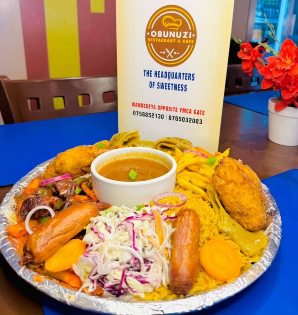 Obunuzi's tweet photo. LIFE💔🙌 Muvubuka, 30k to her as transport and she might not even come😂 30k to @obunuzi and you would surely eat yourself out😋 Choose wisely🤗
📍 Wandegeya, opp YMCA main gate
☎️ 0758852130 (Inquiries, Delivery) https://t.co/vVG3Tda43d