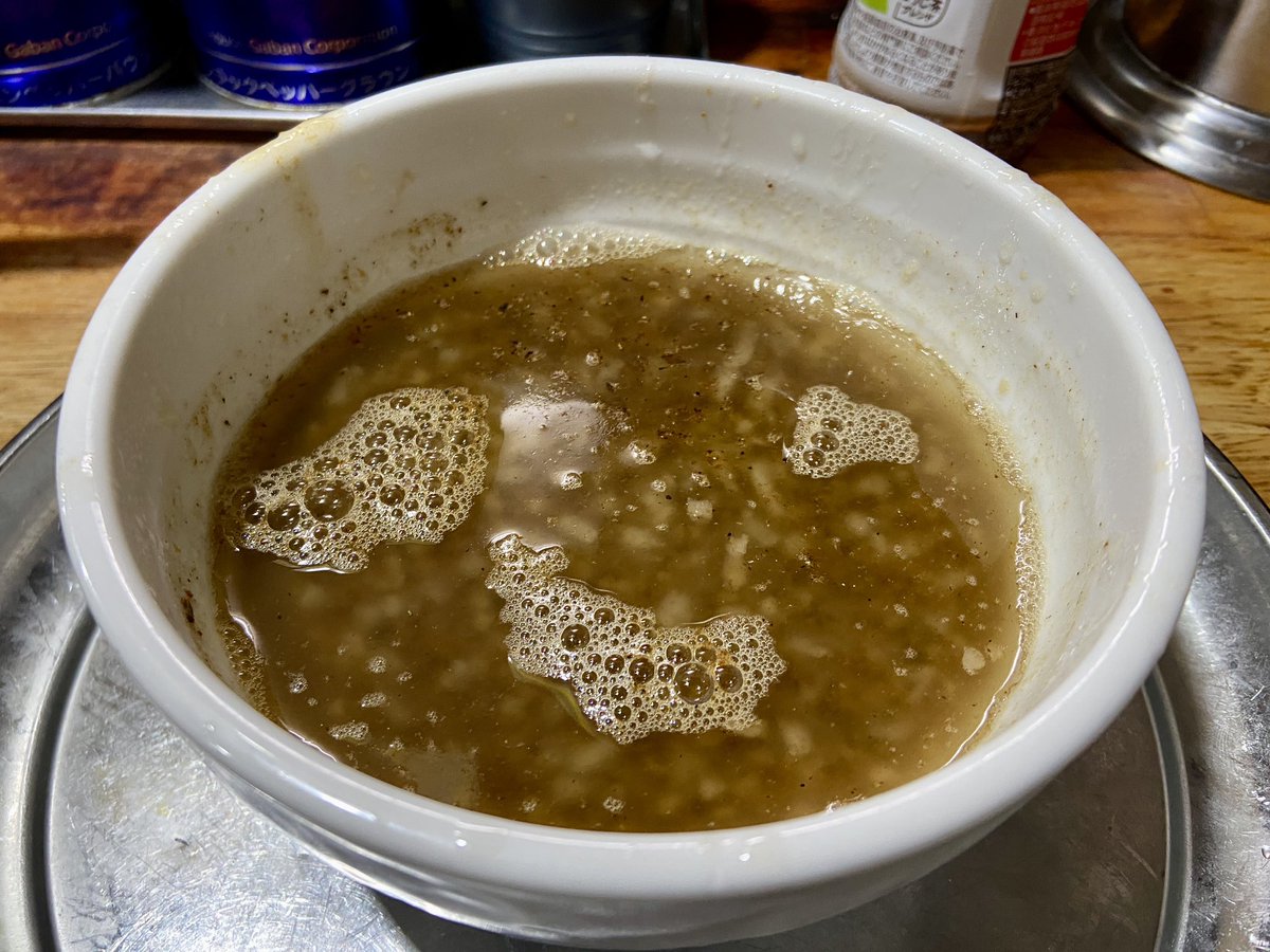 torimenoseinen's tweet photo. 麺でる 多摩センター店
特製つけ麺＋麺マシ(500g)＋豚マシ＋うずら
ニンニク、ヤサイ、アブラ、カラメ、タマネギ、魚粉

白い息が出るくらい寒いが特製つけ麺を食べたくて。

ごちそうさまでした。 https://t.co/83Ee1jtzqc