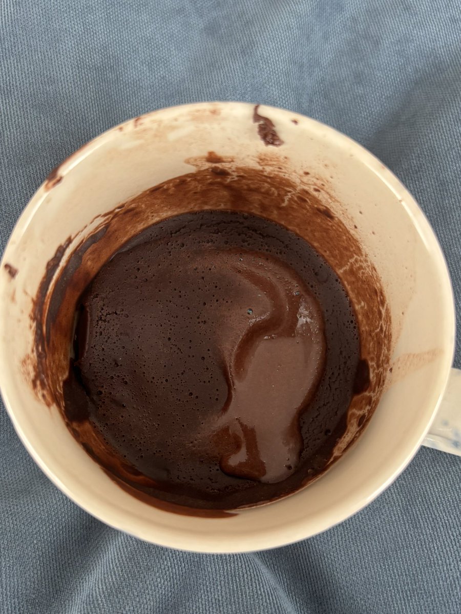 koorexic's tweet photo. 80 cal mug cake ayy https://t.co/C9fzsOAcSf