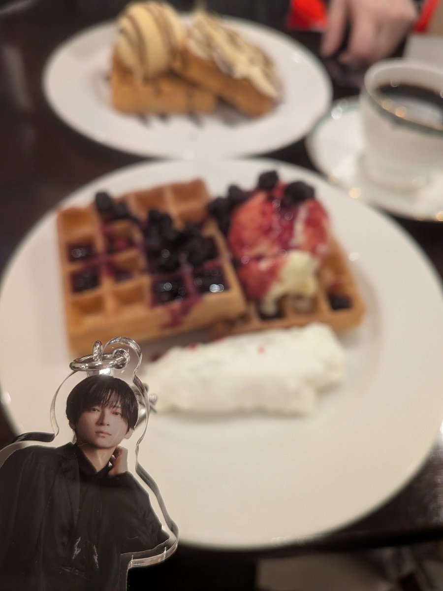 Sacyoko9's tweet photo. 予定より早い時間の🚄空いてだから予定早めて帰る〜

ありがとうございました！なんか凄く満足感の高い日だなぁ😊✨ https://t.co/JLUl5554na