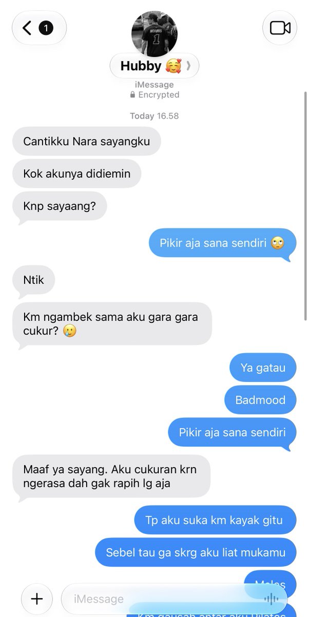 481dotcom's tweet photo. — home;bound universe,
family life: intermezzo.

nara dan kebiasaannya ngambek kepada kaivan setiap kaivan habis cukuran (bahkan setelah mereka nikah) 🤣

#landoscar 481 onetweet. https://t.co/bKMobGpj0b