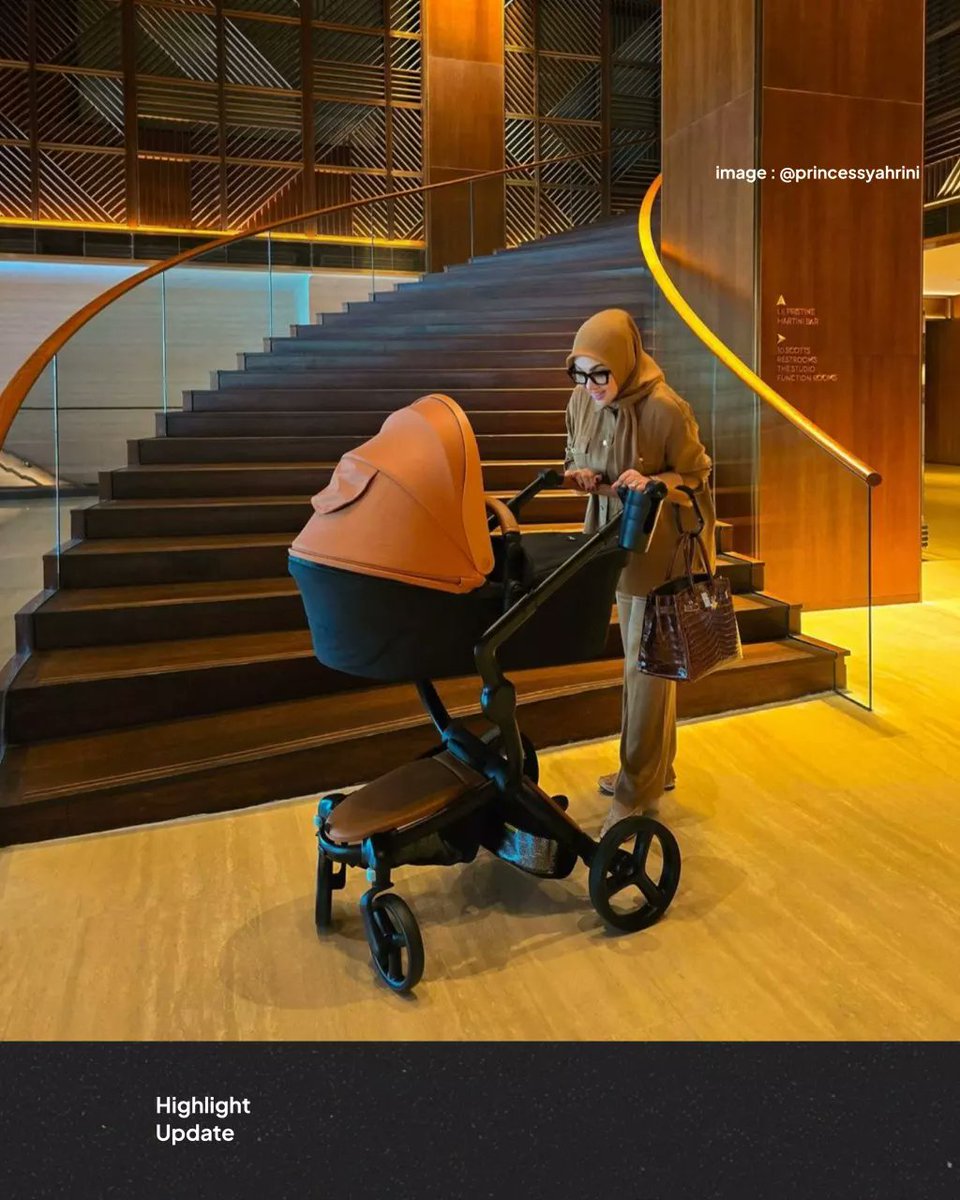 KrishnaHerewh's tweet photo. Incess baby R is glowing 🔥 
She’s been treated like a queen from an early age 😭💅 
Anyway, can anyone guess how much her stroller costs? 👀 https://t.co/xkVkHPZ2Dw