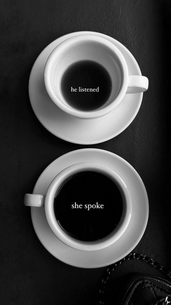 Bacchanalienne's tweet photo. The intimacy of being heard. https://t.co/miRg8W0rTS