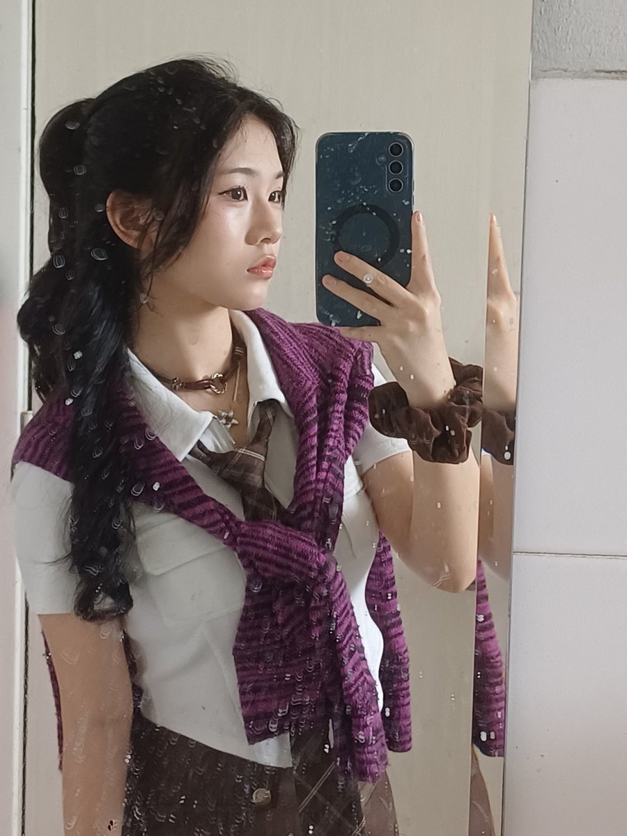 maia_klp48's tweet photo. ootd🤎🩷 thank you for today !! rindu semuaaa🥹 https://t.co/C3Ype6o4E0