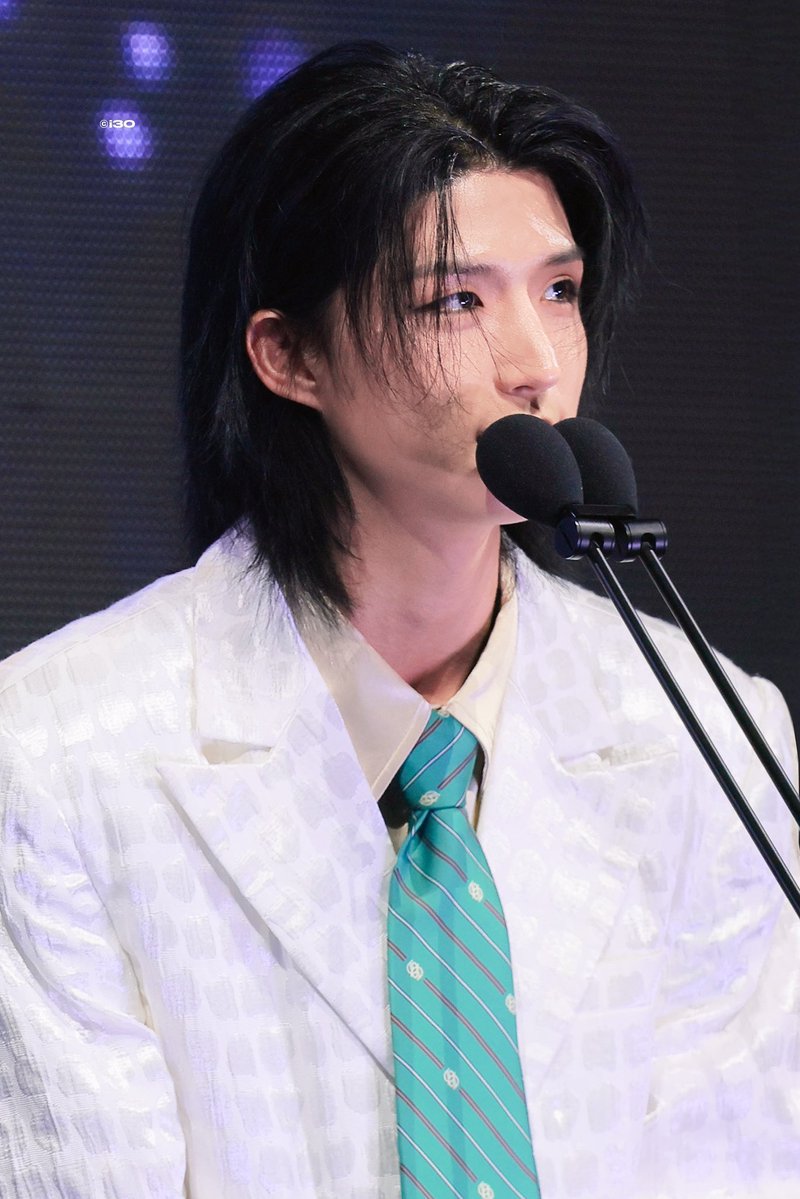 junhantsune's tweet photo. total heartthrob pure vibes…… https://t.co/S6CjtFohmm