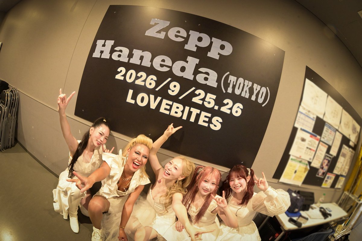 lovebites_jp's tweet photo. 🐺Tokyo!!! You were OUTSTANDING!!!🔥🔥

超満員のZepp Hanedaを最終公演に、「OUTSTANDING TOUR - JAPAN 2026」は全公演ソールドアウトで閉幕‼️結成10周年イヤーを祝うに相応しい最高のツアーでした❗️本当にありがとうございました‼️

#LOVEBITES 次は……… https://t.co/GggR0vRBW0