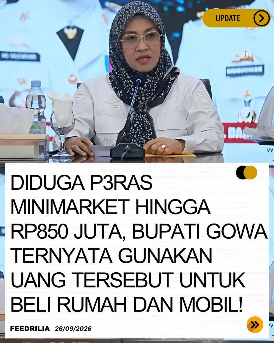 sibambaang's tweet photo. Dari atas diperas pejabat, dari bawah diperas ormas, dari depan ditungguin paguyuban kang parkir. https://t.co/GLo3N9vQ43
