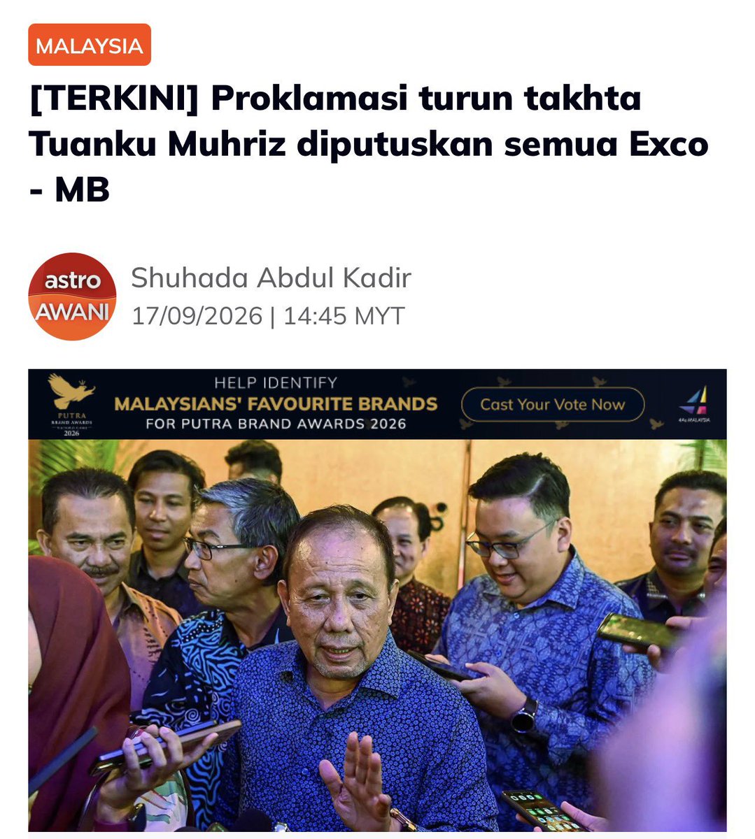 Malaysian10's tweet photo. @MalaysiaGazette UMNO junjung institusi Raja. UMNO tipu rakyat ke. https://t.co/AUuNz4pssm