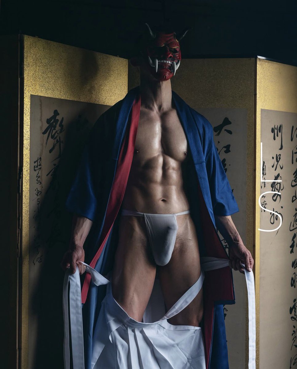 thaiguys_x tweet picture