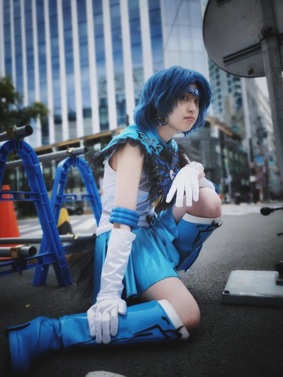 MasaAYANO8789's tweet photo. Cosplay Memorial💙
美少女戦士セーラームーン（実写版）
セーラーマーキュリー/水野亜美
SAILOR MOON（'03 Drama Ver.）
SAILOR MERCURY

悪い顔たくさん撮っていただきました🖤

📸チャーミーさん（@S6093cho）
#サツコス
#Cosplay
#セーラーマーキュリー
#ダークマーキュリー https://t.co/S7xIgVZiYp