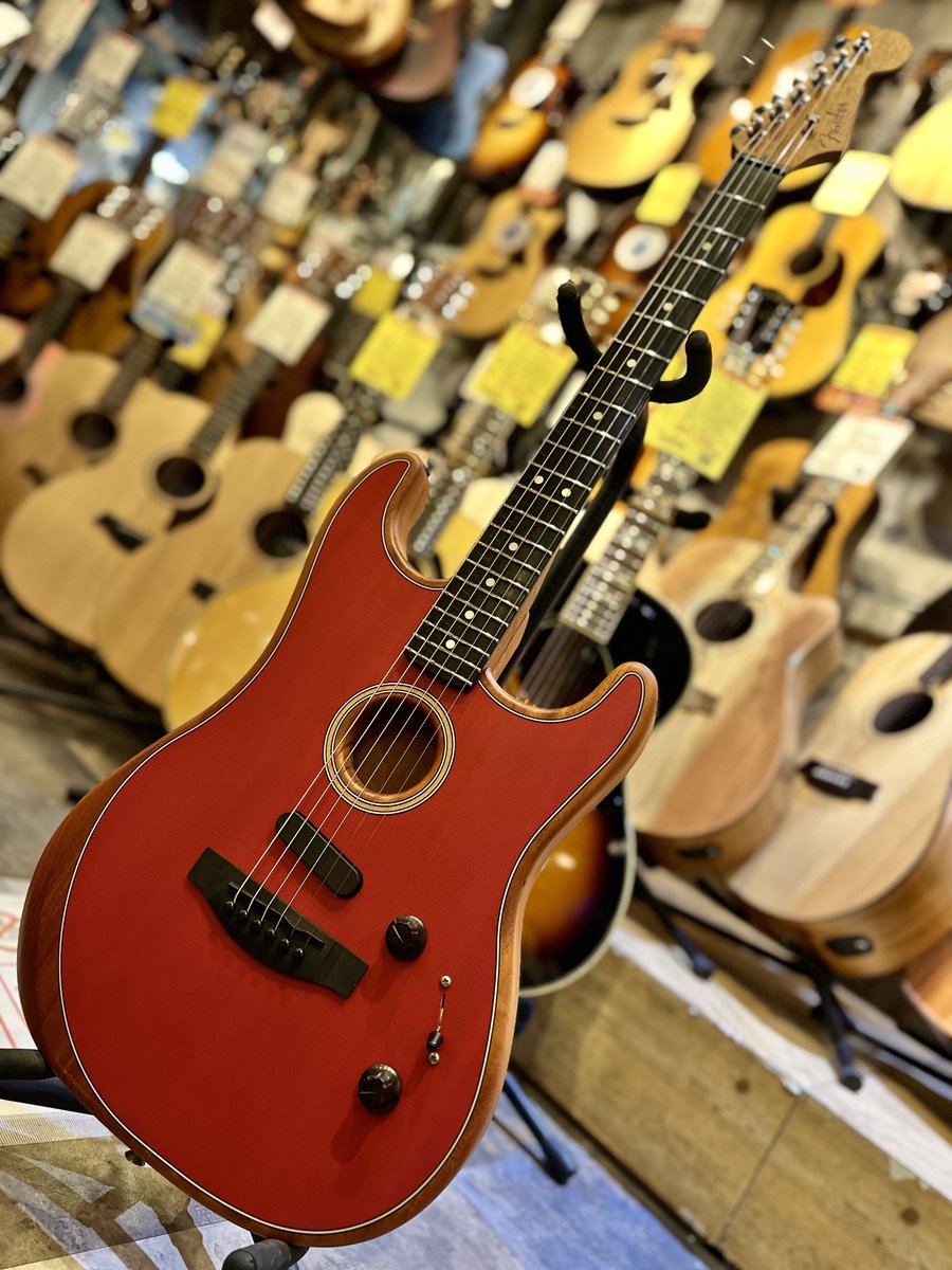 1484ikebukuro's tweet photo. 【次世代ストラトのハイブリッド】
"【中古】#Fender / American #Acoustasonic Stratcaster Dakota Red (2021年製/USA製)"
アコースティックからストラトらしいエレクトリックまで一台で自在に操れる革新的モデル。抜群の弾きやすさ、軽量ボディ、希少なDakota Redのマットフィニッシュが魅力! https://t.co/A3jD5bnpVn