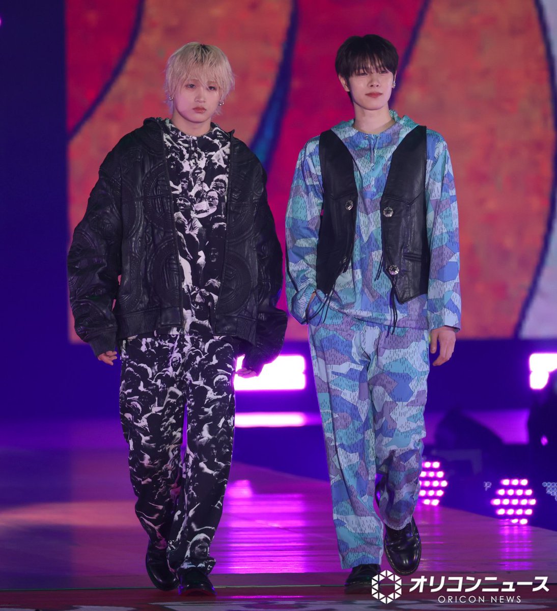 oricon's tweet photo. 【🌷ガルアワ 26 A/W🌷】

DXTEEN福田歩汰＆田中笑太郎
色違いリンクコーデ　
背中合わせでクールに決める✨️ 

https://t.co/sKbLfi68BY
＼フォトギャラ随時更新中📸🌟／
https://t.co/Z8ldF9CdBb

#ガルアワ2026AW https://t.co/8sedWdddWW