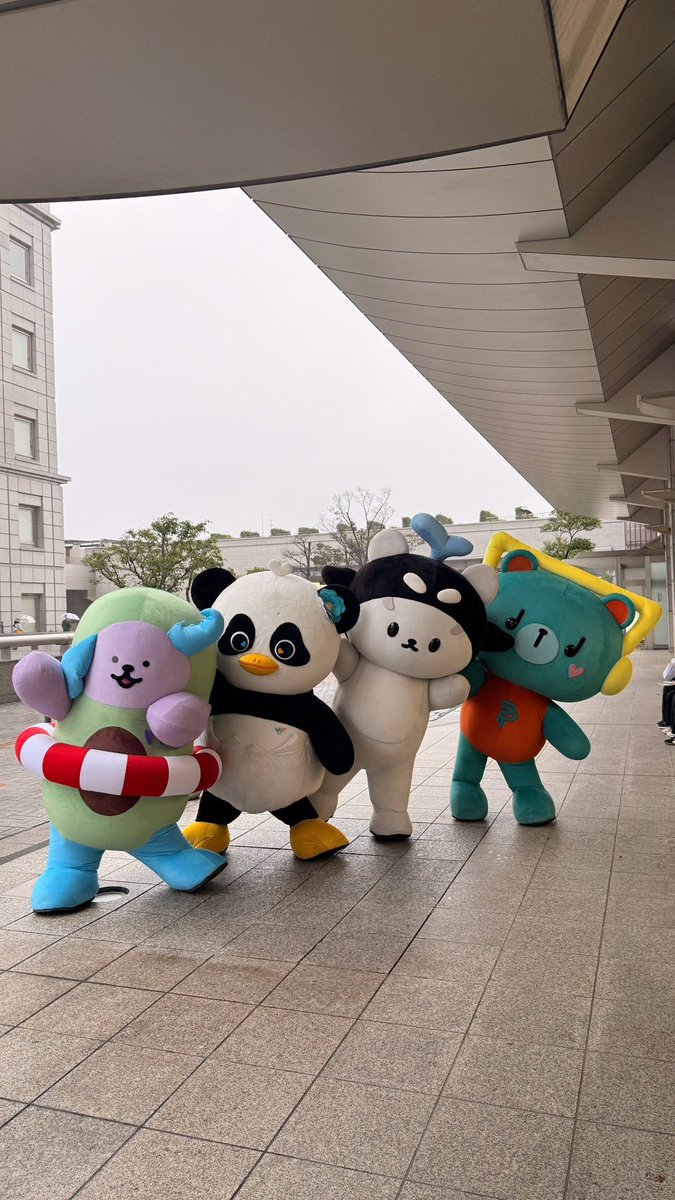 polcasan_GMMTV's tweet photo. サンは今日みんなの笑顔が見えてとても嬉しかったよ～。また今度会おうね！😊👋🏻

วันนี้สนุกมากกกกฮะซังดีใจจังเลยที่ได้เห็นรอยยิ้มของทุกๆคนที่มาหาซัง
ไว้กลับมาเจอกันใหม่นะฮะะ 😊👋🏻

#POLCASAN
#ご当地キャラカーニバル
#GMMTV https://t.co/BYpLBAOjqb