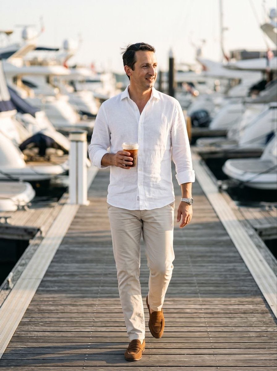Noah_paull's tweet photo. A peaceful moment by the marina, enjoying the view and the little things. โ๏ธ๐โ๏ธ
#MarinaVibes #TravelMoments #SummerStyle #RelaxingDays https://t.co/NJeiJmQi3Q