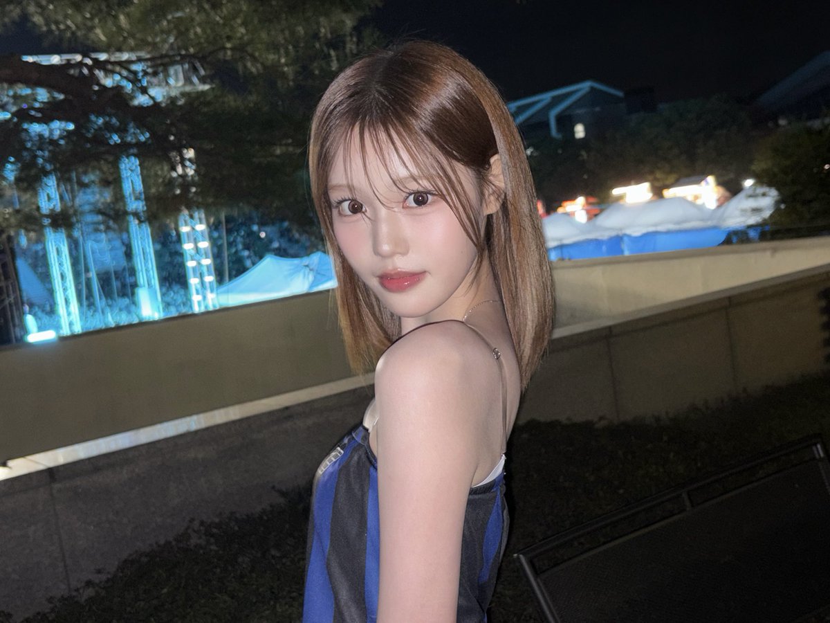 izna_offcl's tweet photo. [izME📮]

중단발 안녕 🩵💙

#izna #이즈나
#JEONGSAEBI #정세비 https://t.co/5kUuGmWquf