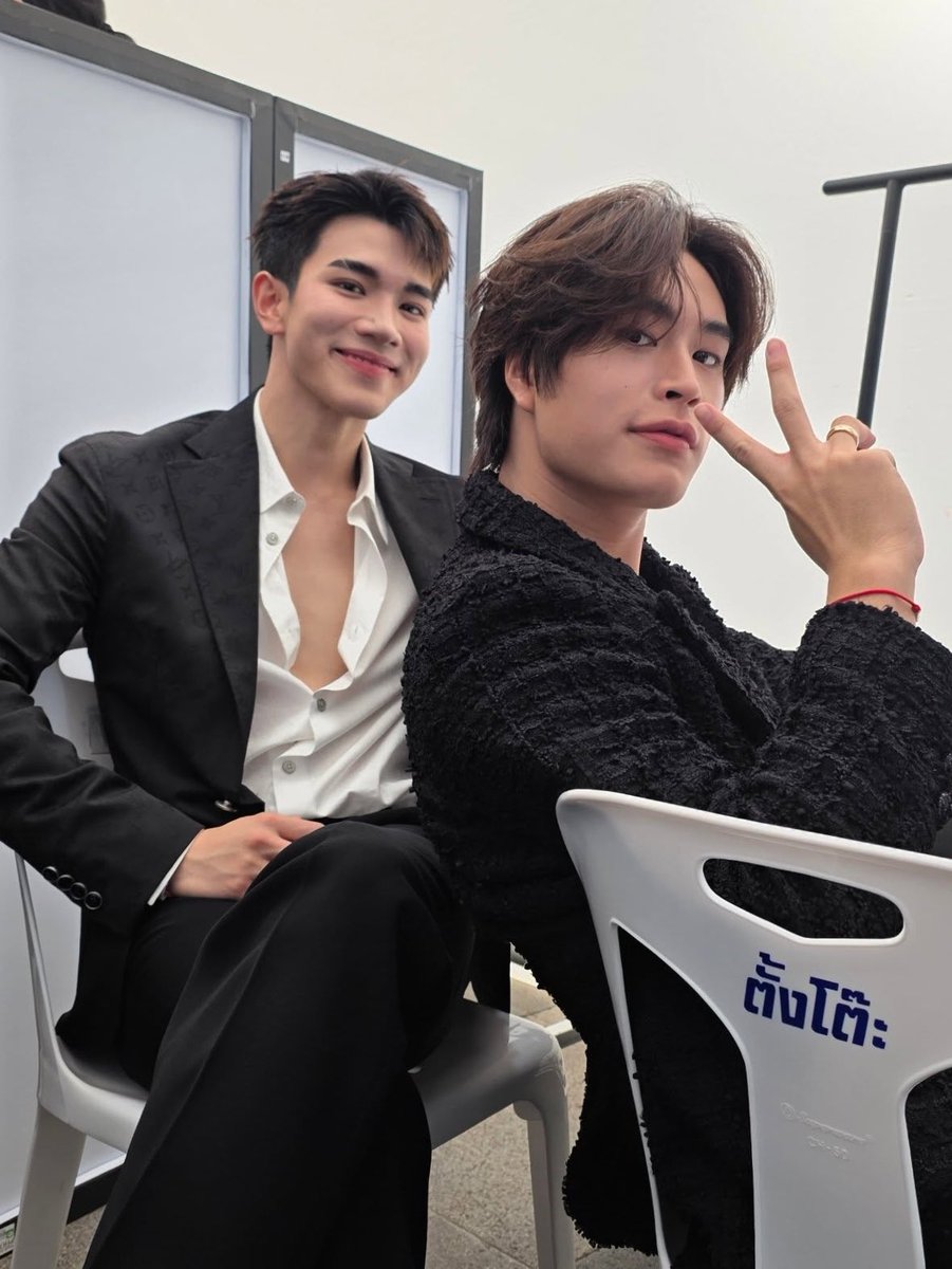 bbybunjiew's tweet photo. ยิ้มภูมิใจมากน่วยซ้ำที่มีแฟนสวย https://t.co/X1qUtrE1ry