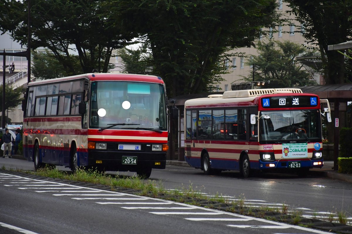 senrin65_195's tweet photo. 2026/9/26(土)
福島交通　福島駅前
福島22か2054(郡山)    U-MS726S(1991年製)

自分の身近な地域ではここまで古いバスがもういないのでよく今もメンテナンスして走っているなーというのが第一印象でした https://t.co/PfWRj2IXT8