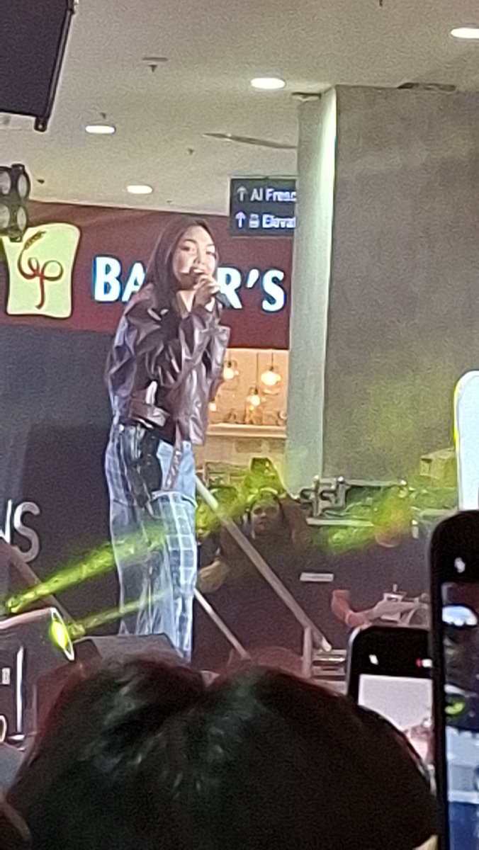 petfectLane's tweet photo. CARMELLE GLOWS IN PEÑAFRANCIA #KapamilyaKaravanCarmelle https://t.co/ZypyeN8MQe