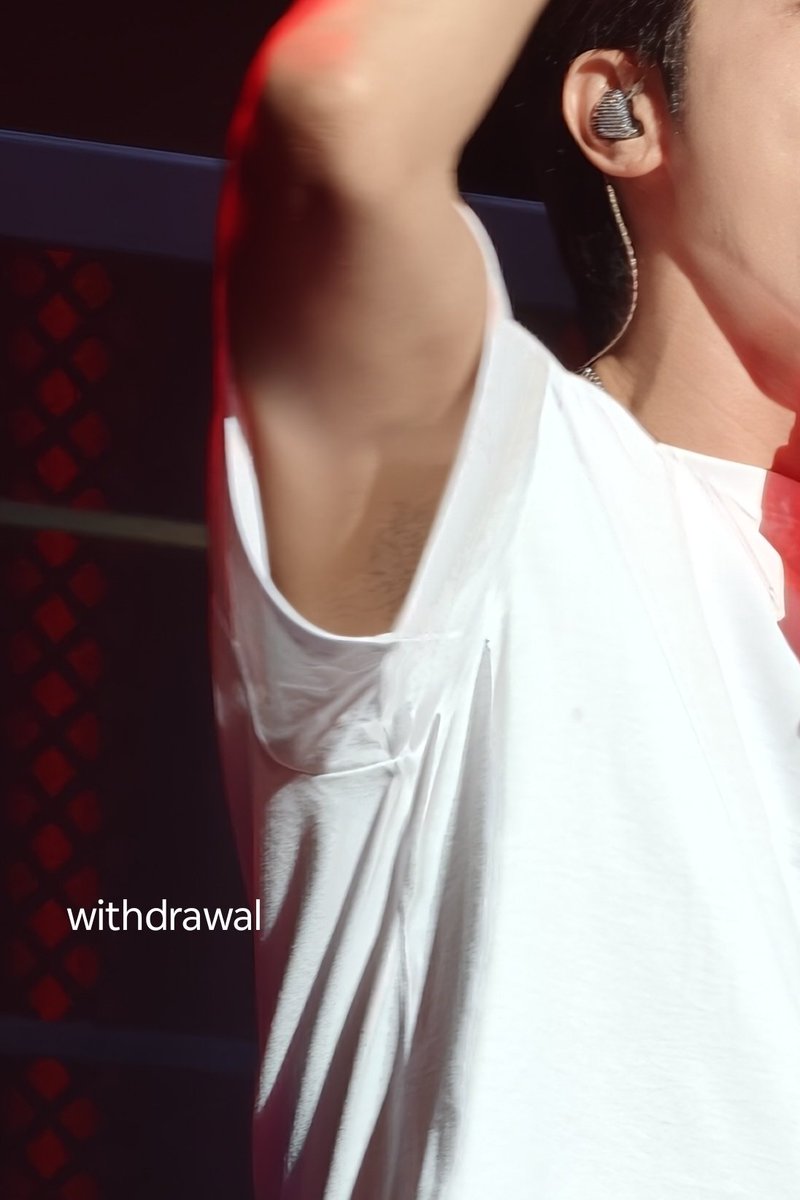 Withdrawal_t's tweet photo. 260926 HongKong  sound check
Can’t help focus on your armpits (⺣◡⺣)~ Oppa Cantonese is really good~
#ユンホ #Uknow #TVXQ #東方神起 #동방신기 #YUNHO #project_26 #솔로 https://t.co/1ujdFRuBtg