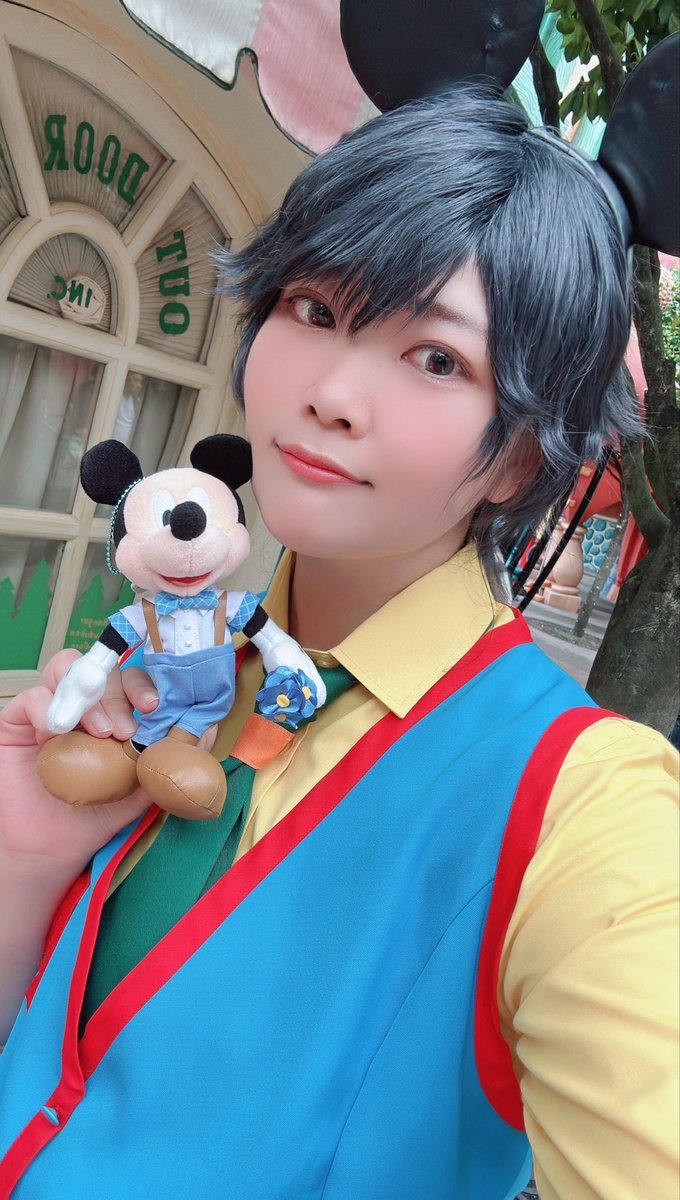 mgnlcspl's tweet photo. Dハロでミキフレ！これは昨日退勤してから縫った服とかわいいぬい https://t.co/tmpyGh5H4z