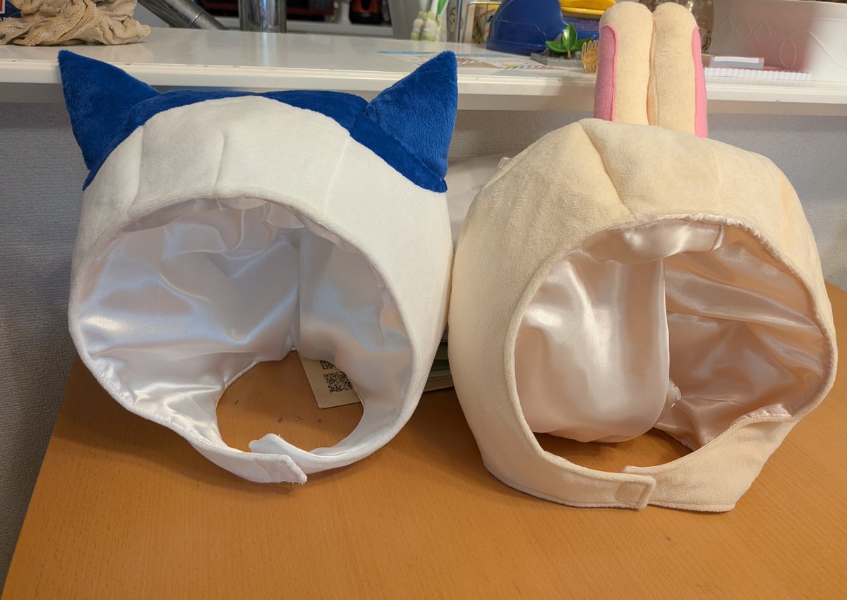 Panda96neko's tweet photo. ハチワレの頭にまち針たくさん刺してごめんね https://t.co/dKGITAREPF