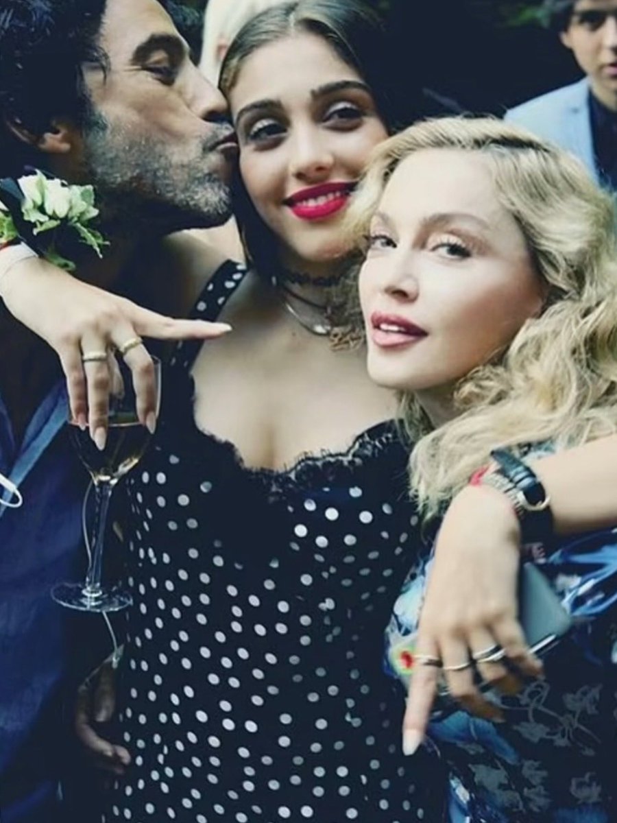 madonnaphbb's tweet photo. Happy Birthday Lolita! 
There are no words to describe how much  you mean to me.
Never forget who you are 
Little Star  ⭐️
Shining brighter than all the stars in the sky  ✨
Never forget how to dream 
Butterfly  🦋
Never forget where you come from .
From Love. 🩵💜💙🩷🤍🩶. https://t.co/FCxFRM1vkO