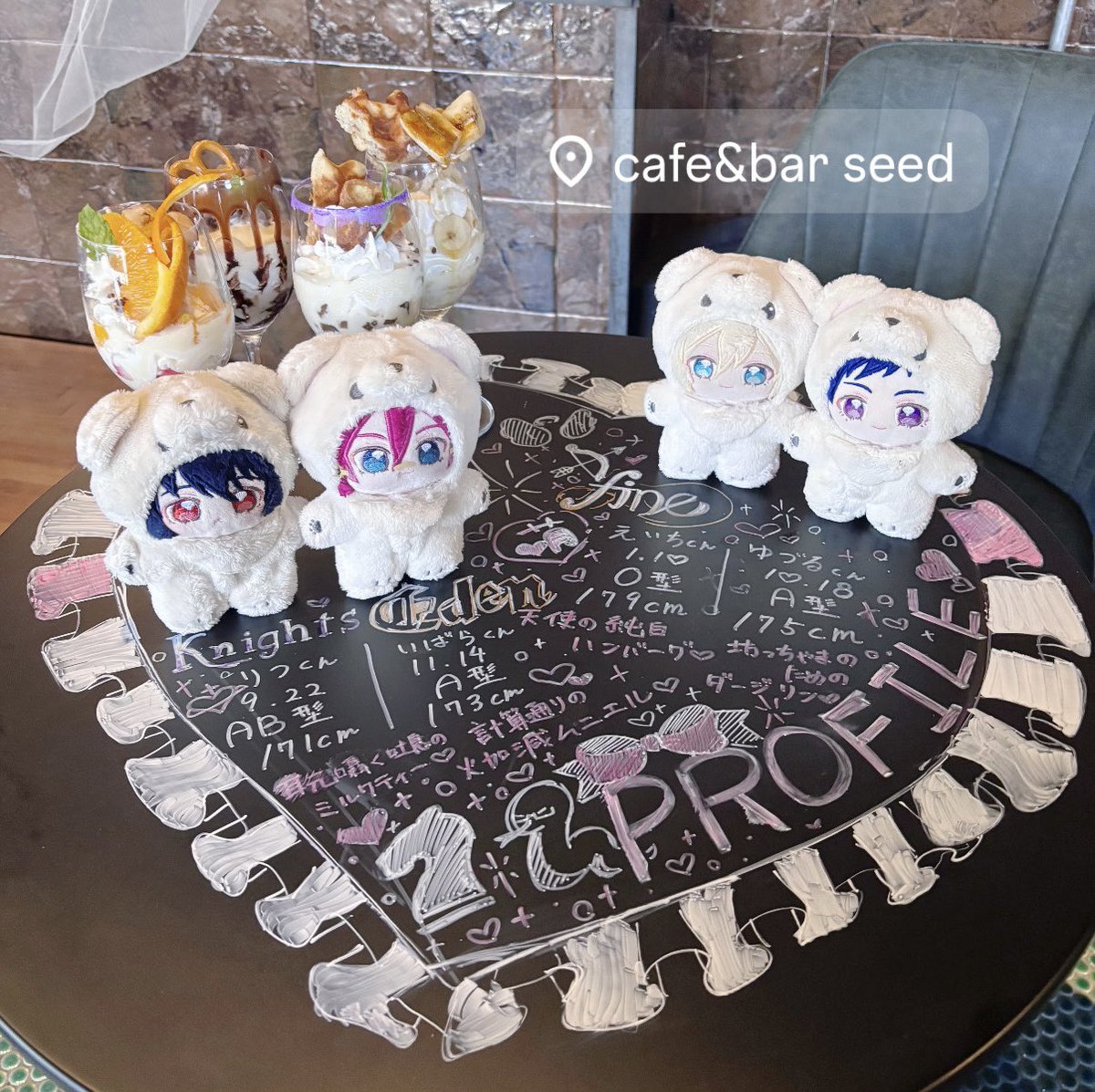 siwknd's tweet photo. お店のテーブルにお絵描きできる神カフェ見つけて幸
パフェもめちゃ美味しかった〜🤩

 #カフェ活  #大阪カフェ https://t.co/rNdvcvAzhZ