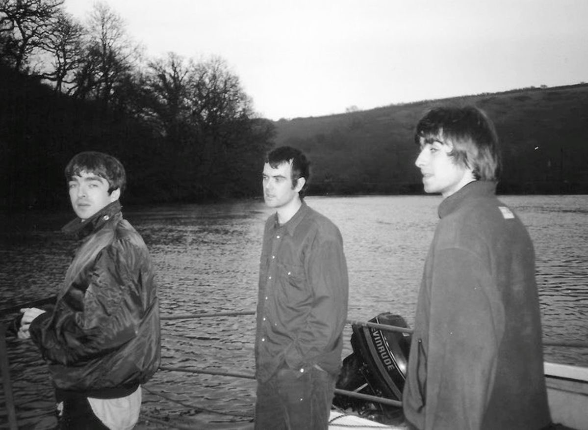 liveforeverdemo's tweet photo. oasis at sawmills studio, Cornwall, ‘94!💌 https://t.co/ffvUoDafzc