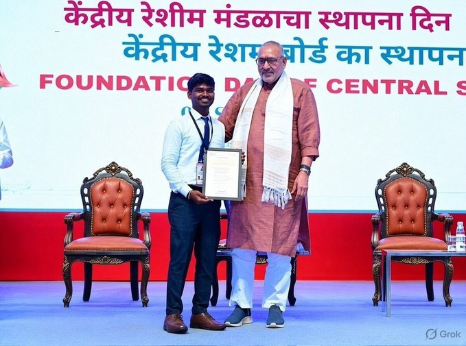 fraseroflovat77's tweet photo. @Marathisoul45 @bvllseye01 marathi brahmin when he meets an actual upper caste person https://t.co/VmUggxE0s5
