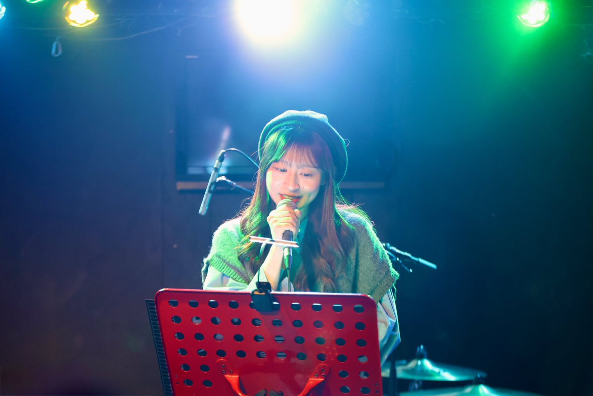 yui_3920's tweet photo. 2日間、ライブに来てくれてありがとうございました。
月末の週末だし、昨日は平日だし、、で、きっと色々な予定入ってた人も多かったと思うのに、私のステージを選んで見に来てくれたことが、とっても嬉しかったです！

めちゃいい写真もらった📸ありがとうございます！ https://t.co/0DgLsMvcWl