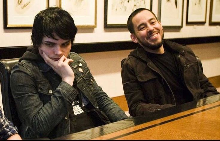 madchef20's tweet photo. Daily Linkin Park: Two kinds of people https://t.co/uM5tqtwJ5d