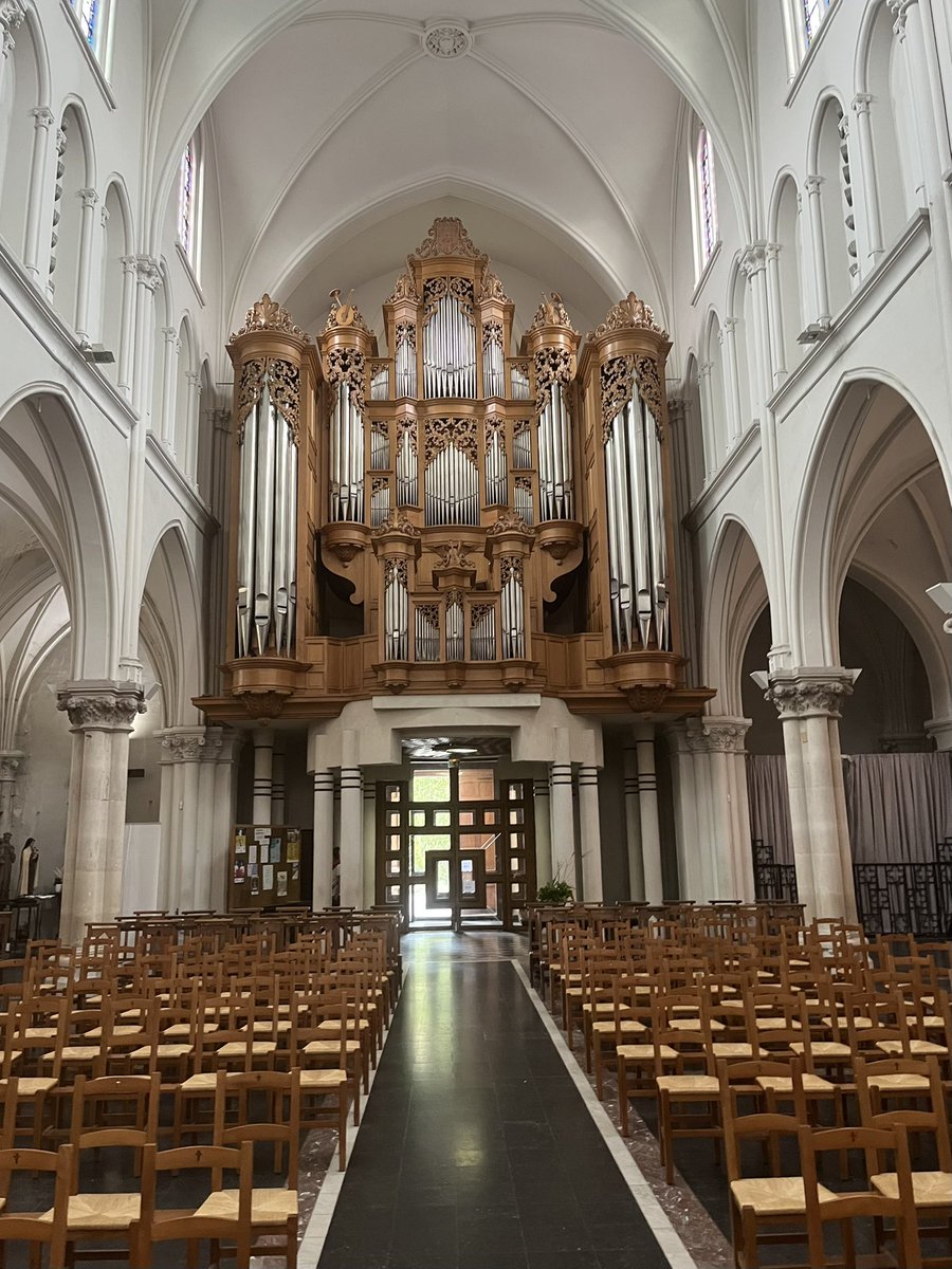 Dominiquepucini's tweet photo. Église Saint-Nicolas ce matin
#Wasquehal #Nord
Grand-Orgue (Gérald Malaucene/ 1989)
#orgue
« Le buffet est en chêne massif avec de fines sculptures. La console est en fenêtre centrale du grand buffet.
L’orgue comporte 40 jeux sur trois claviers et pédalier » https://t.co/jYfks1Epex