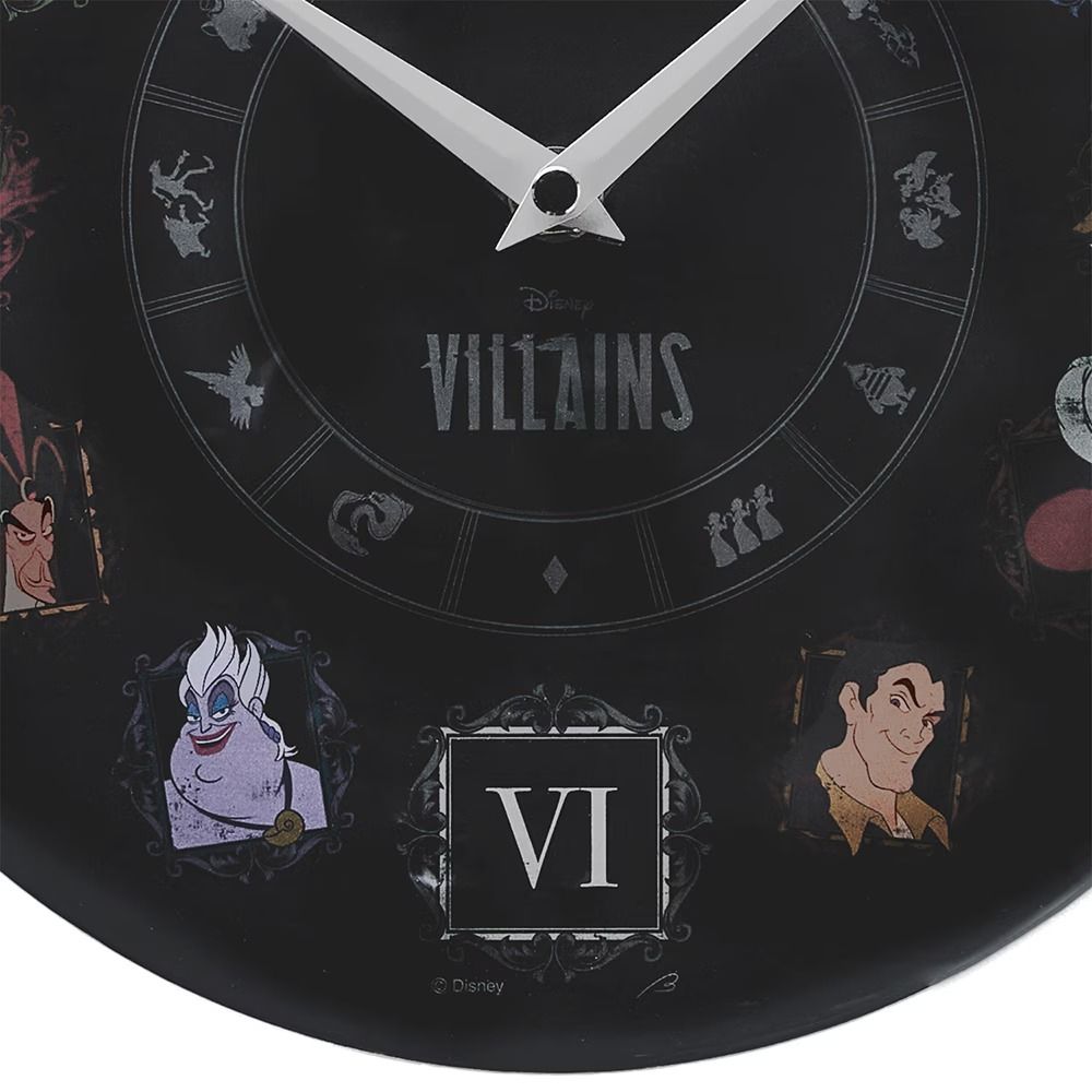 DtimesJP's tweet photo. 文字盤には10人のヴィランズの姿が！
ベルメゾン ディズニー「缶バッジ時計」
壁掛けもデスク置きも楽しめるヴィランズ時計
詳細→https://t.co/ScwaPO0UCP https://t.co/uBvPKEUP0r