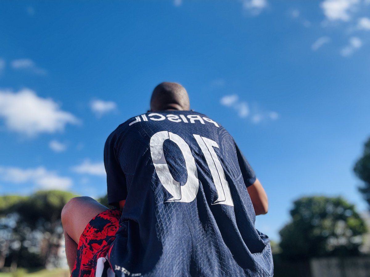 priscilNM's tweet photo. LO SPORT
Oggi ci siamo ritrovati intorno allo sport al Collegio, per il benessere e la salute di ciascuno. È stata anche un'occasione particolare per conoscerci meglio e scoprire i talenti dei nuovi confratelli.
#SportEFraternità #VitaDiComunità #SaluteEBenessere https://t.co/86iMPpn3ds