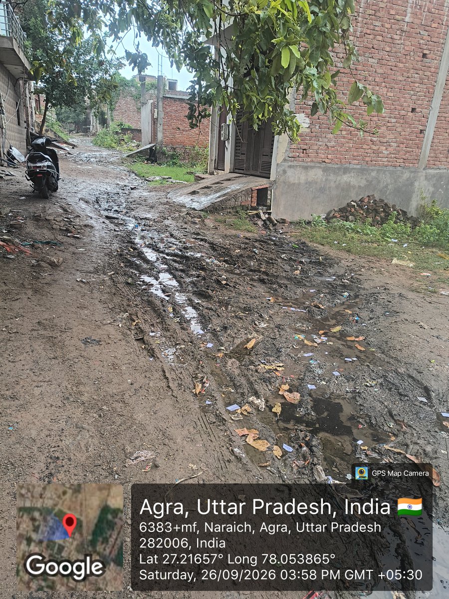 CHITRANSHU0008's tweet photo. @AgraDM @AgraNagarNigam कृपया हमारे क्षेत्र की खराब सड़कों की समस्या पर संज्ञान लेकर जल्द से जल्द सड़क निर्माण/मरम्मत कार्य कराया जाए। आम जनता को रोज़ाना आवागमन में परेशानी हो रही है। 🙏
#Agra #AgraNagarNigam #RoadRepair #AgraDM https://t.co/3PwrsL2Jik