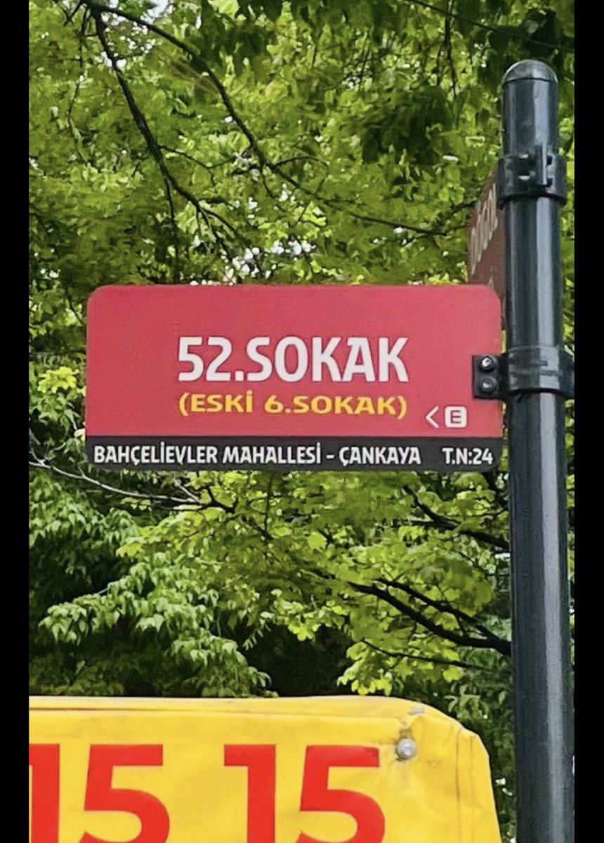 masteryodadkan's tweet photo. @cankayabelediye @ankarabbld @mavimasa , 100 kere uyarıldılar yaya kaldırımlarını  işgal etmeye devam ediyorlar,  bunlara sizin lafınız da geçmiyor …boldi kafe https://t.co/ncJe5zIQyK