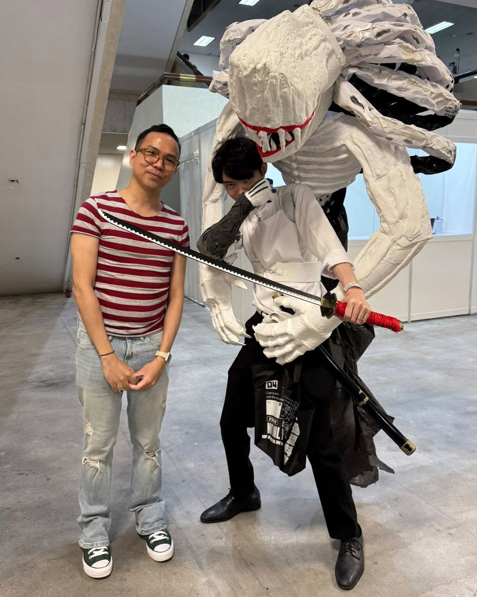 SyimanSyareman's tweet photo. Just casually making new friends at #AnimeFestPlus2026 😂⚔️
Had such a fun time today! Big thanks to @comicfiesta for putting this together ✨ Happening NOW, 26–27 Sept at WTC KL.
#AnimeFestPlus https://t.co/kxSNdW5rQR
