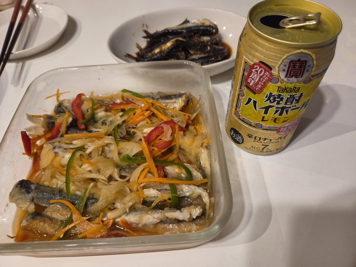 alamootoko's tweet photo. そして我が家は
イワシロード第二章　南蛮漬け
イワシロード第三章　甘露煮
まだまだ有るよ、美味しっっっ！！！
#ツイッター晩酌部 https://t.co/mNe4bu68lH