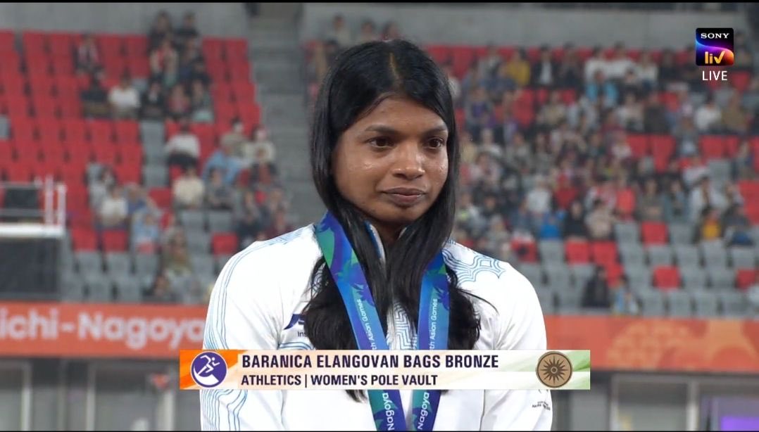 mufaddal_vohra's tweet photo. History made! Baranica Elangovan wins India’s first-ever Asian Games pole vault medal.🥉 https://t.co/E0q17B8mAM