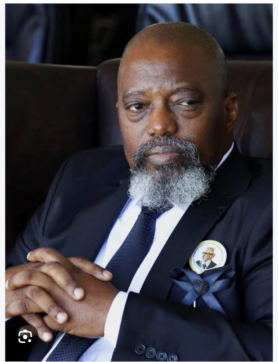 baelenge_irenge's tweet photo. Ekomi lisusu oh c’est Kabila nde abomi bango. Mbokoyo 😀🤣🤣🤣. Oyo ekomi eza justice de Dieu. Eloko mususu te. https://t.co/ze2N18YBVU