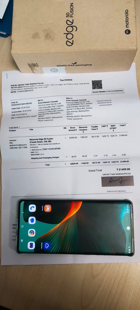 AmmanT2000's tweet photo. @motorolaindia @Motorola Your authorized service centre, Three Arrow Tech, Ghatkopar, kept my phone for 7 days and took ₹4,800 via personal UPI without providing an invoice. Unacceptable service. I demand a full refund of ₹4,800 and immediate escalation attached payment Profs. https://t.co/cUzZgPbHYy