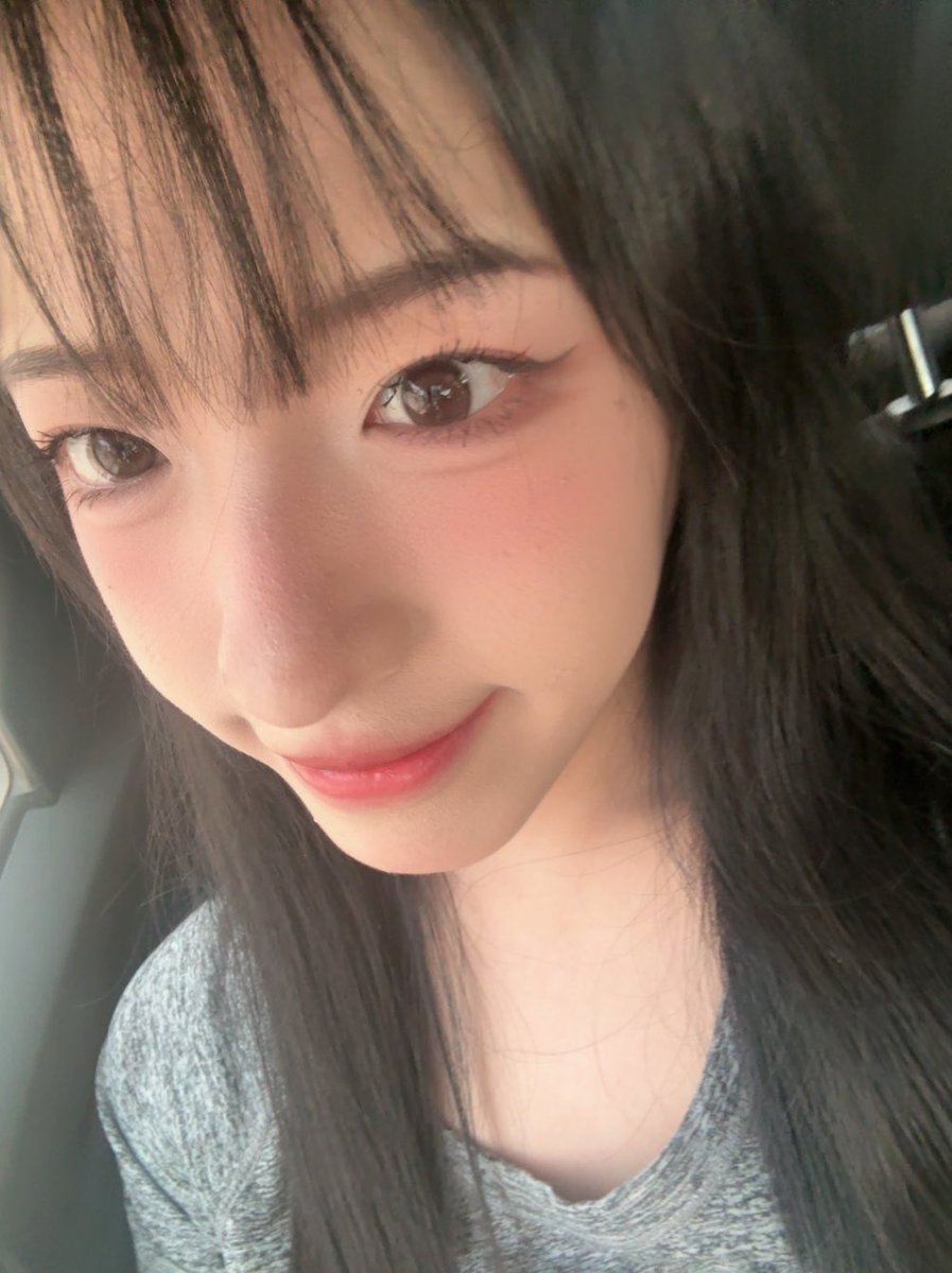 Daisy_JKT48's tweet photo. #saturdaisy 👀 https://t.co/0O2hXAyjQj