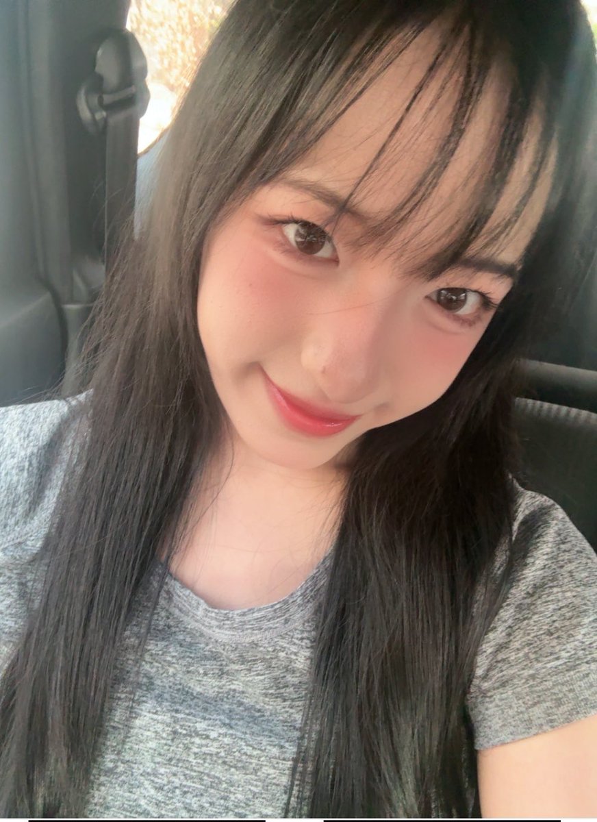 Daisy_JKT48's tweet photo. #saturdaisy 👀 https://t.co/0O2hXAyjQj